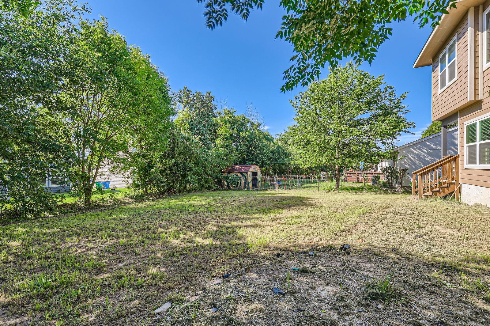 11007 Elm ST