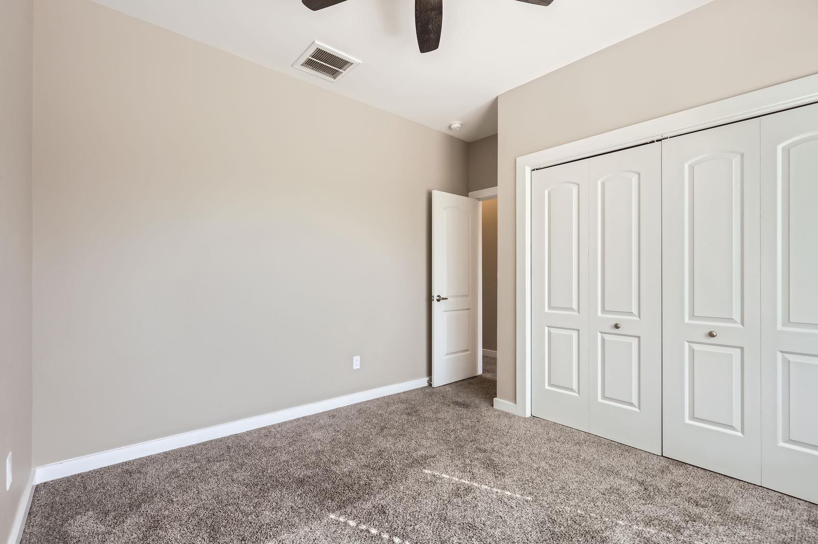 11007 Elm ST