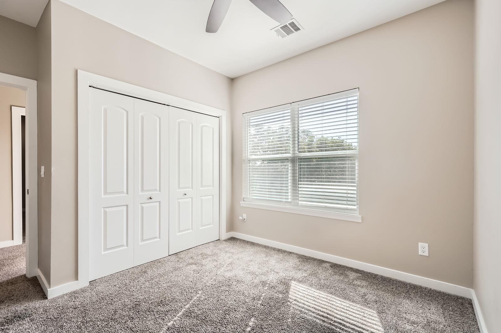 11007 Elm ST