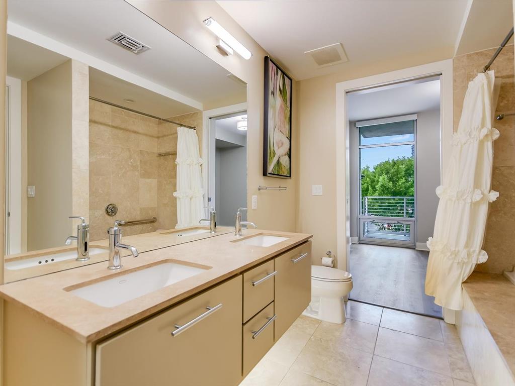 210 Lee Barton DR # 321