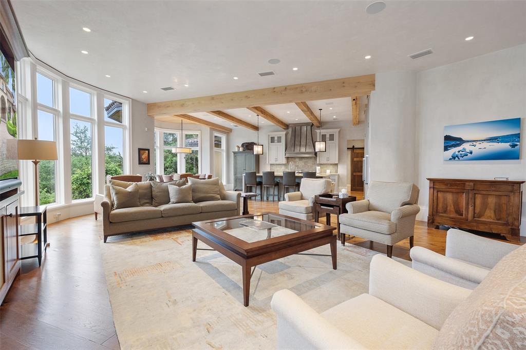8210 Chalk Knoll DR