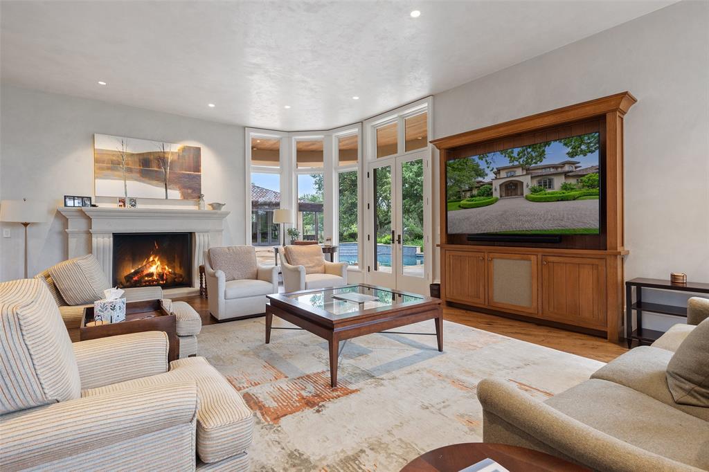 8210 Chalk Knoll DR