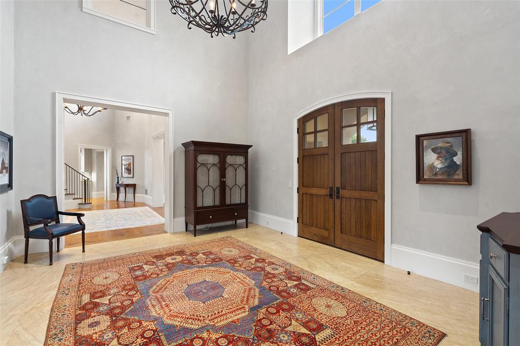 8210 Chalk Knoll DR