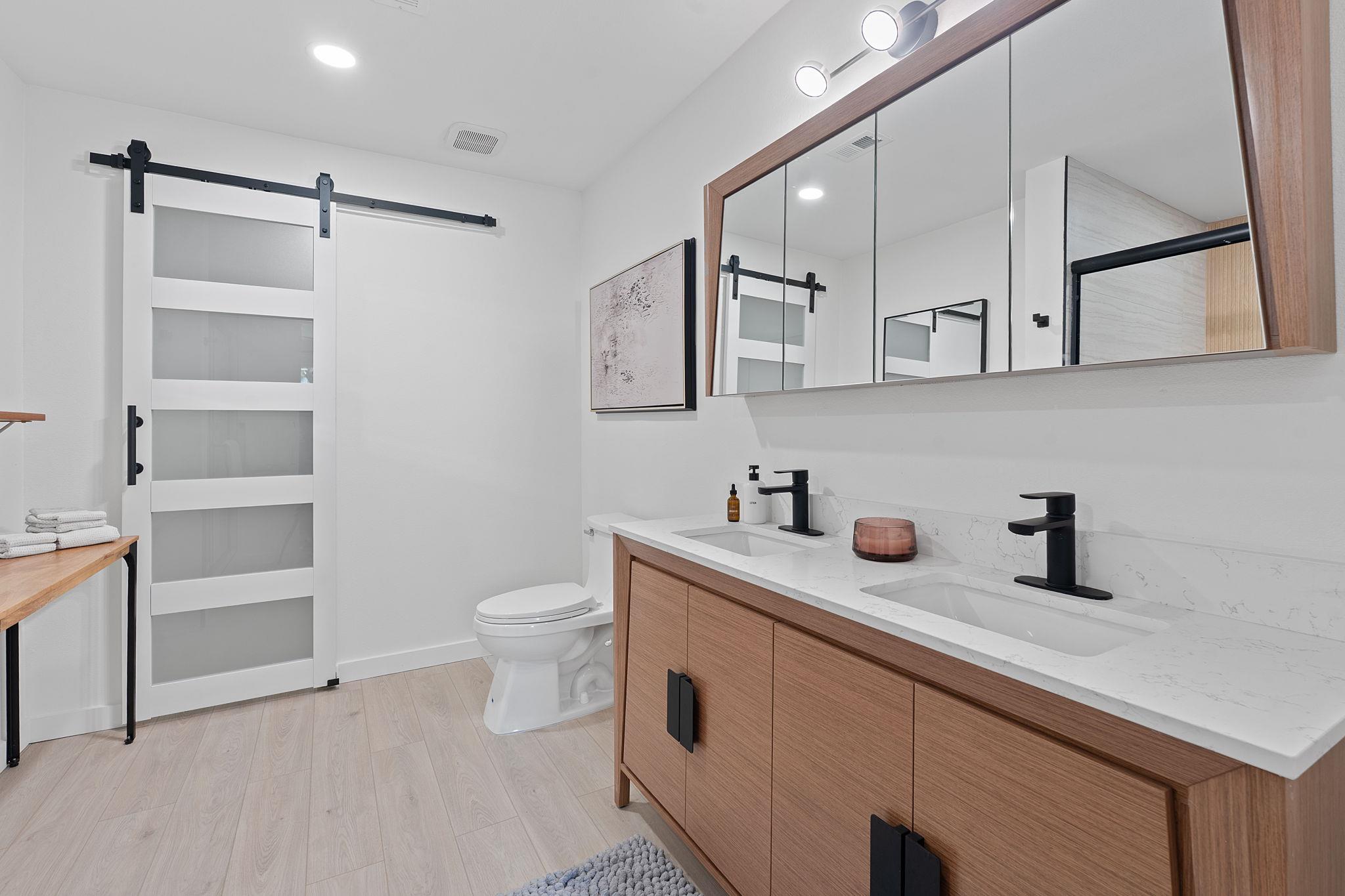2661 Piping Rock TRL