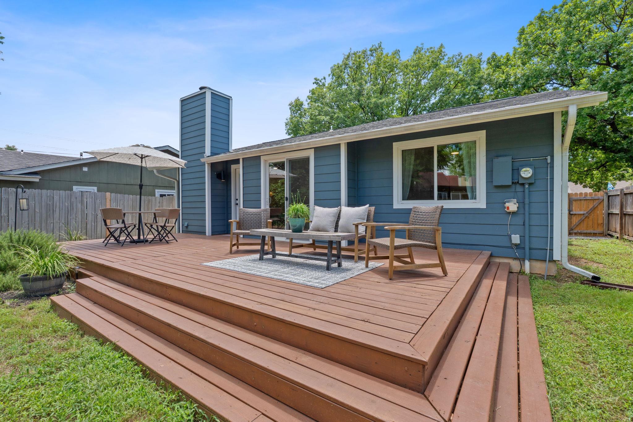 2661 Piping Rock TRL