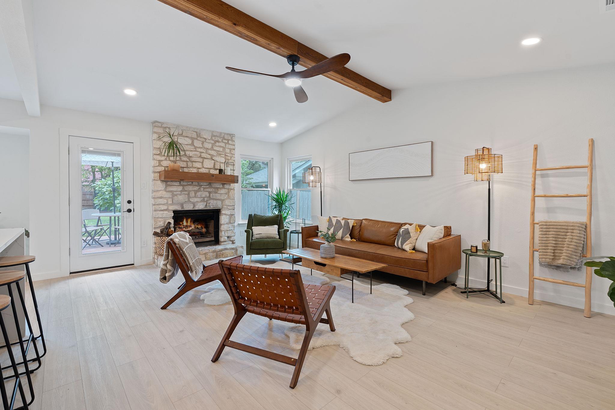 2661 Piping Rock TRL