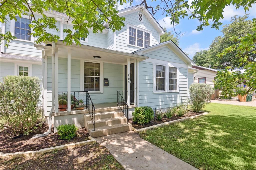 3204 Kerbey LN