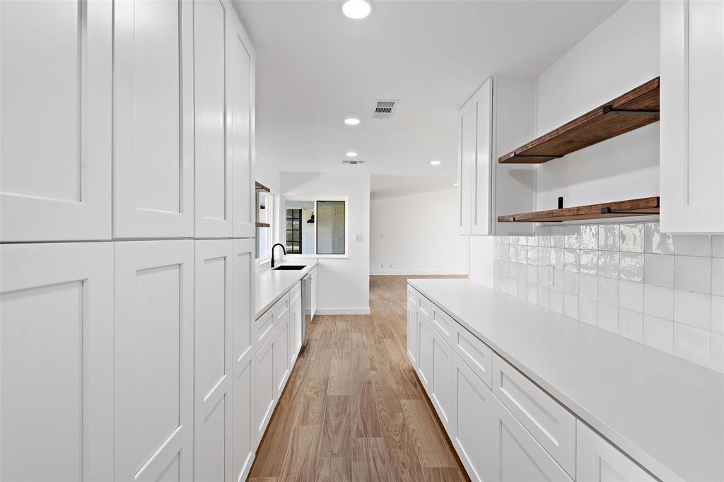 9206 Quail Hill CIR