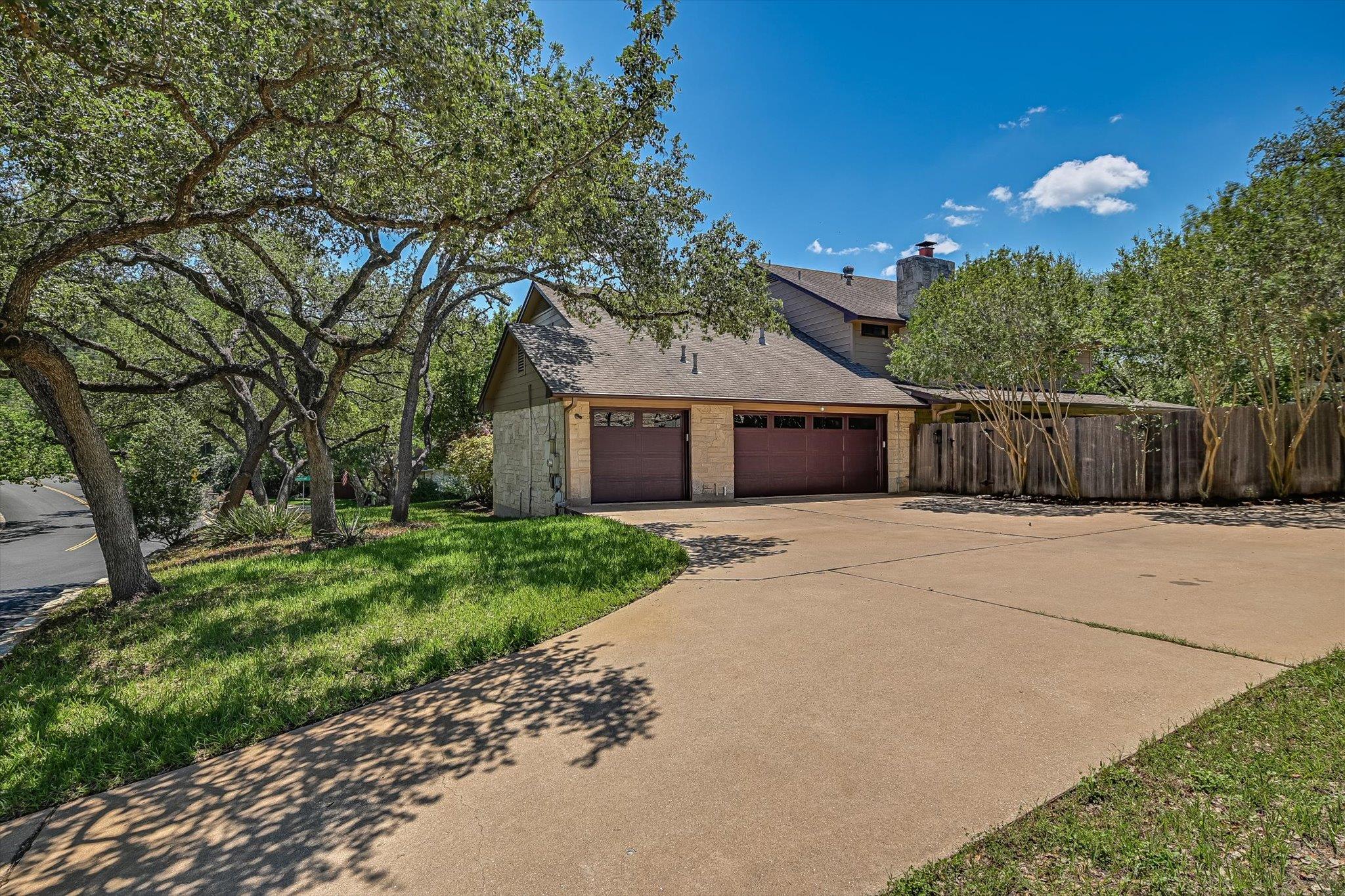 4900 Backtrail DR