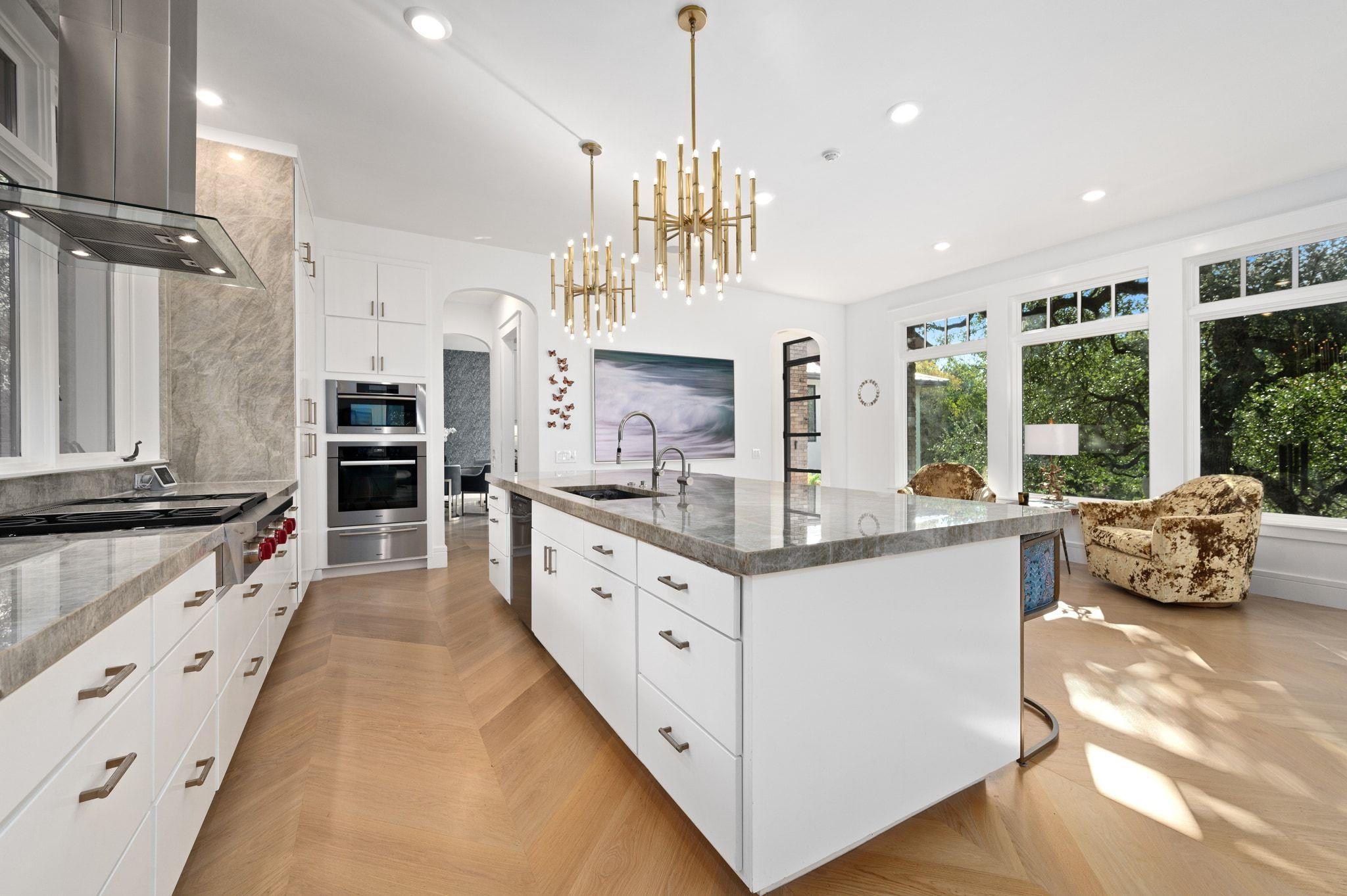 2406 Pemberton PKWY