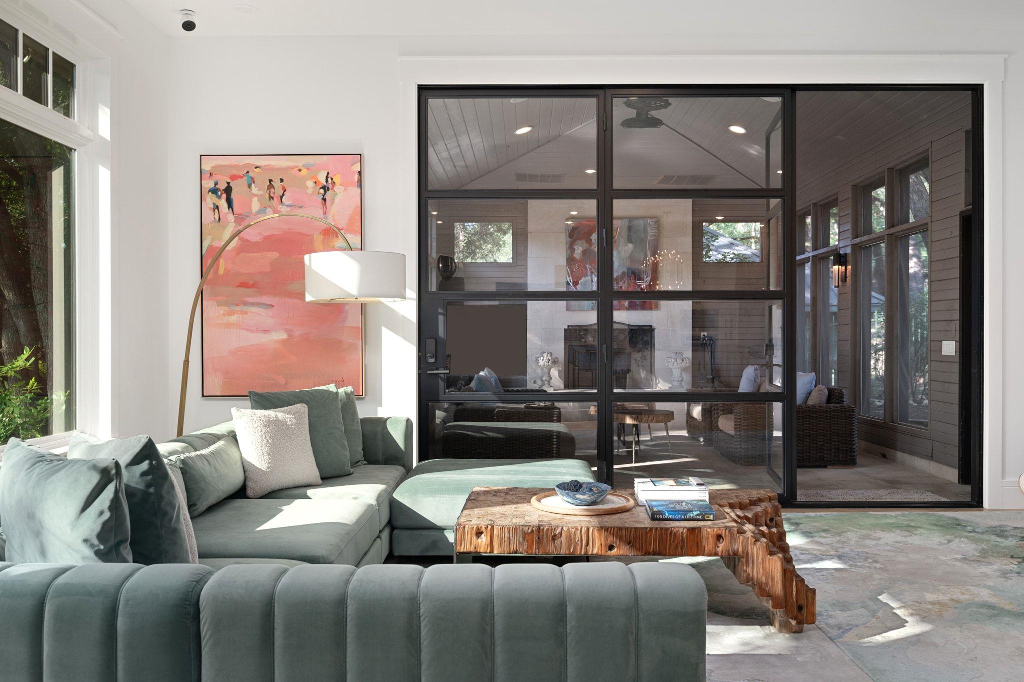 2406 Pemberton PKWY