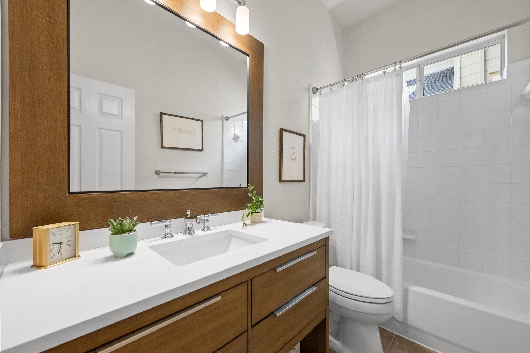 5000 Mission Oaks BLVD # 47