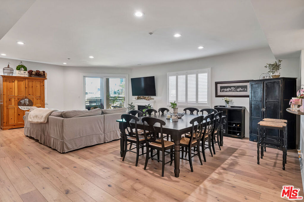 11921 Dorothy Street 303