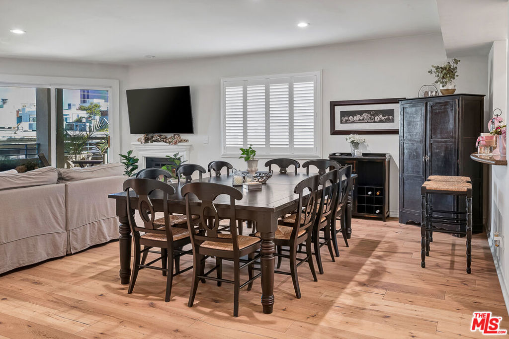 11921 Dorothy Street 303