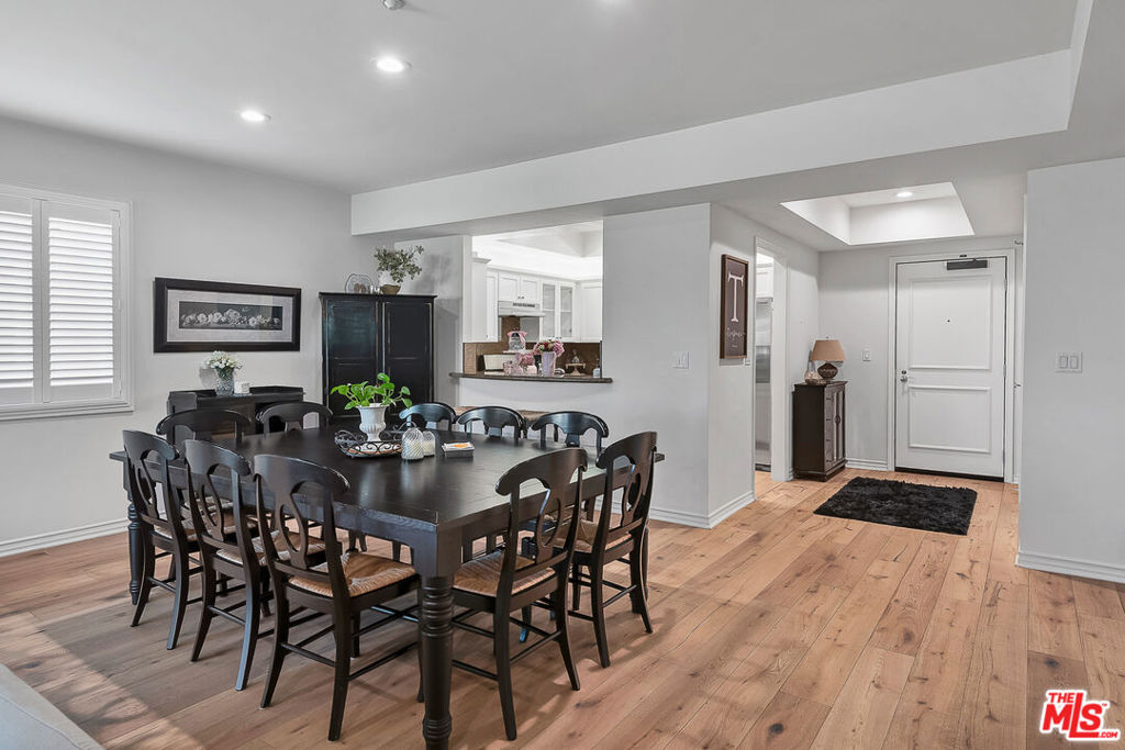 11921 Dorothy Street 303