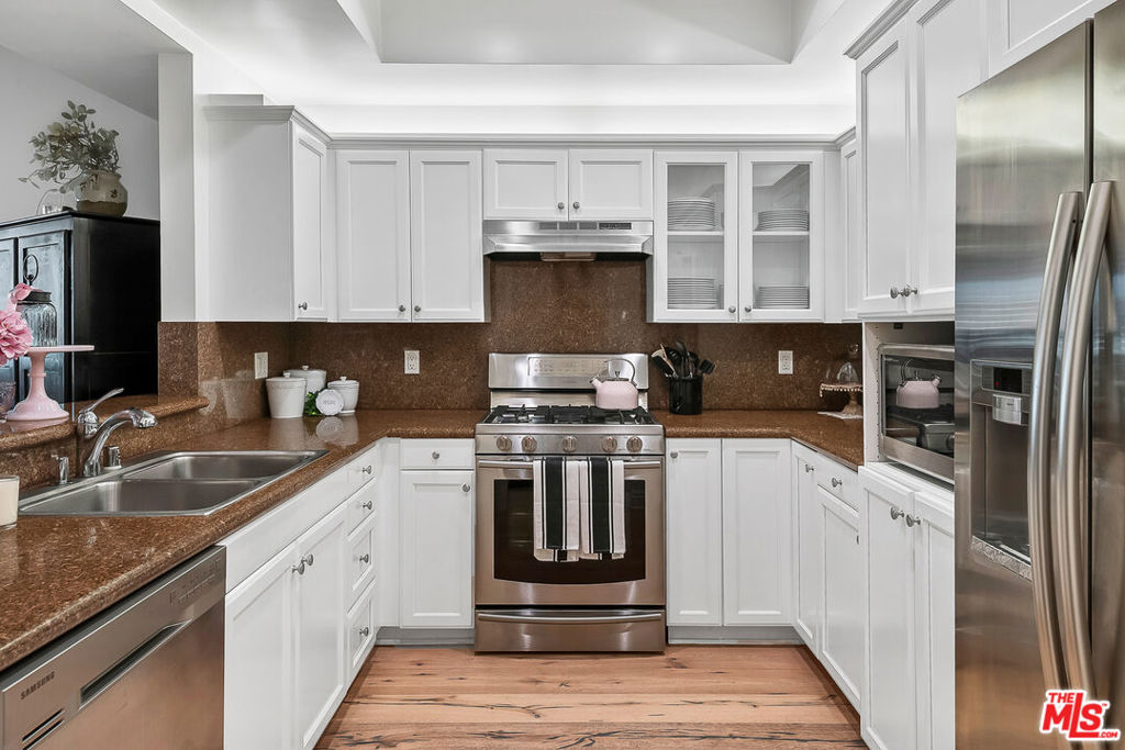 11921 Dorothy Street 303