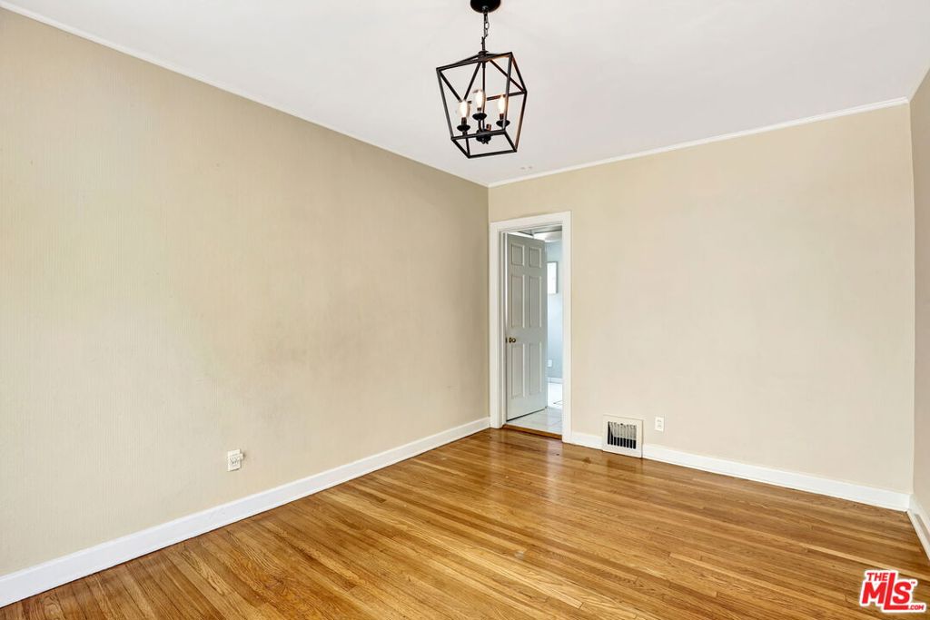 120 Annandale Road