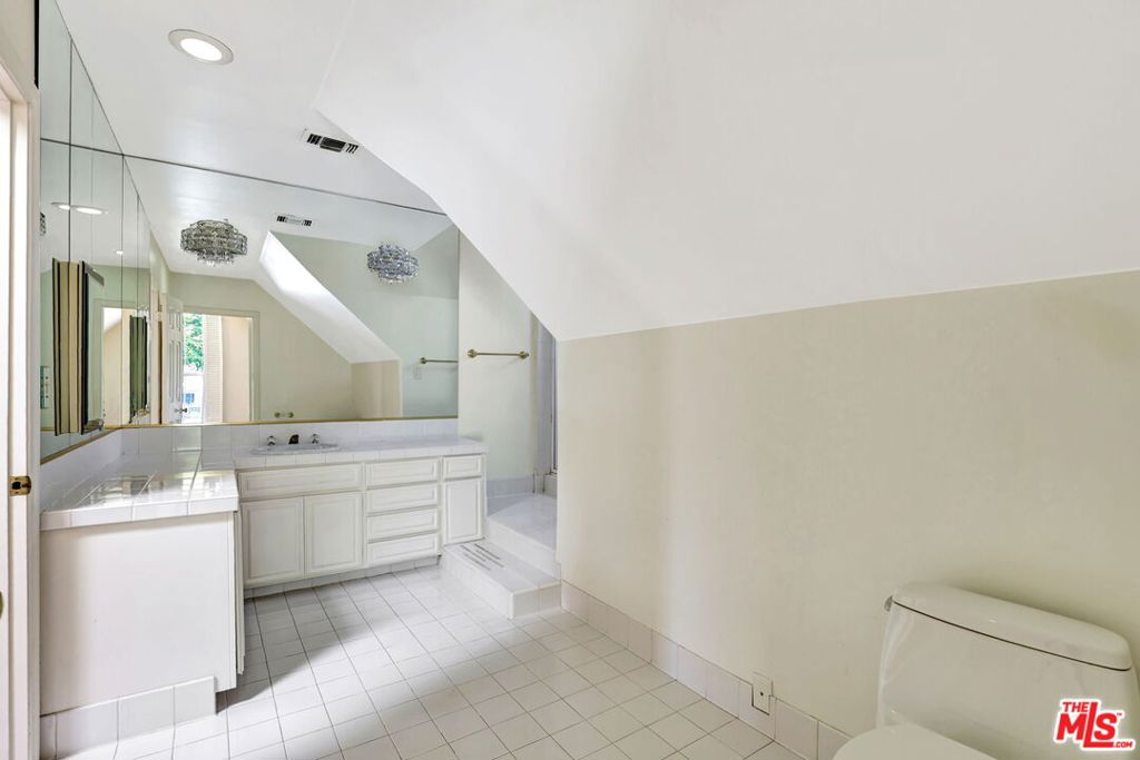 120 Annandale Road