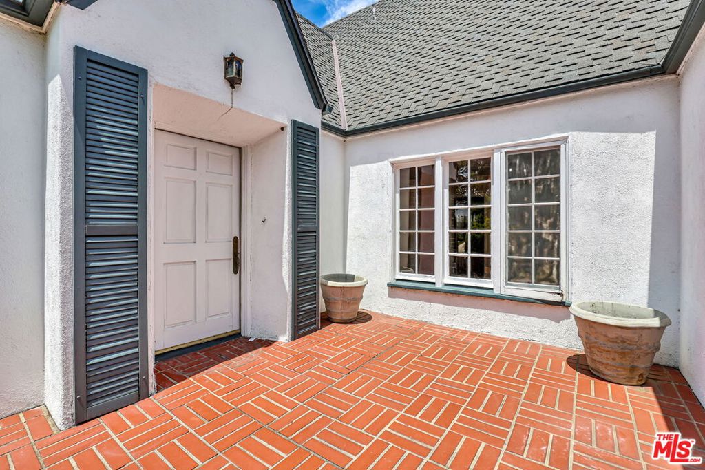 120 Annandale Road