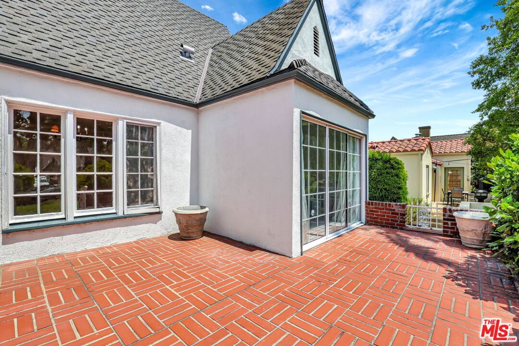 120 Annandale Road