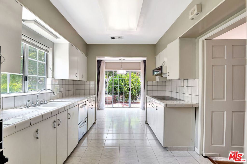 120 Annandale Road