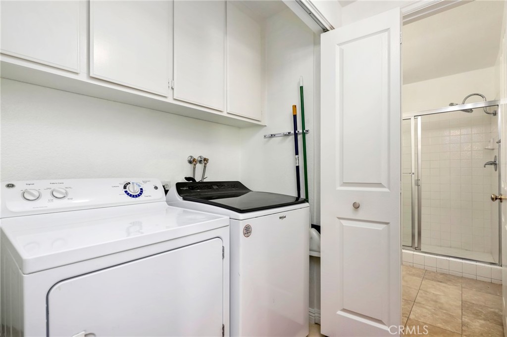 24417 Hillsdale Avenue 5