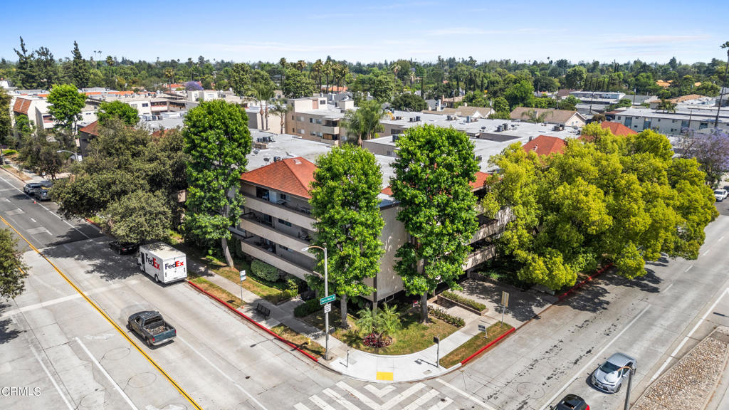 2386 E Del Mar Boulevard 102