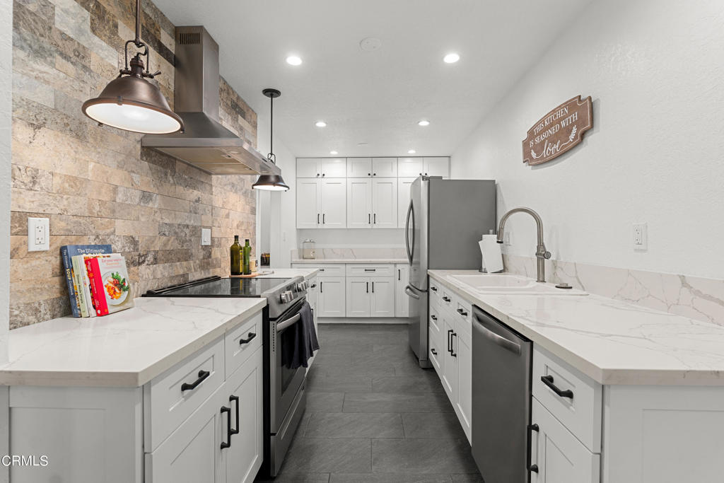 2386 E Del Mar Boulevard 102