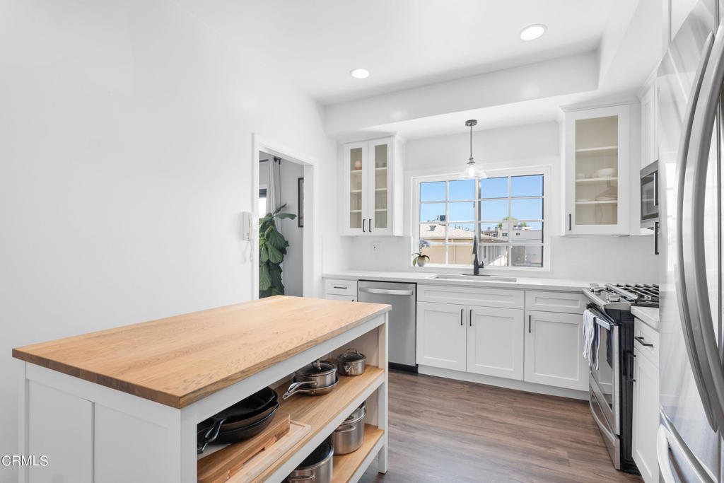 227 S Madison Avenue 206