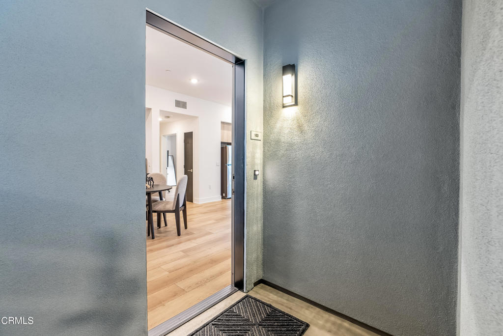 178 S Euclid Avenue 103