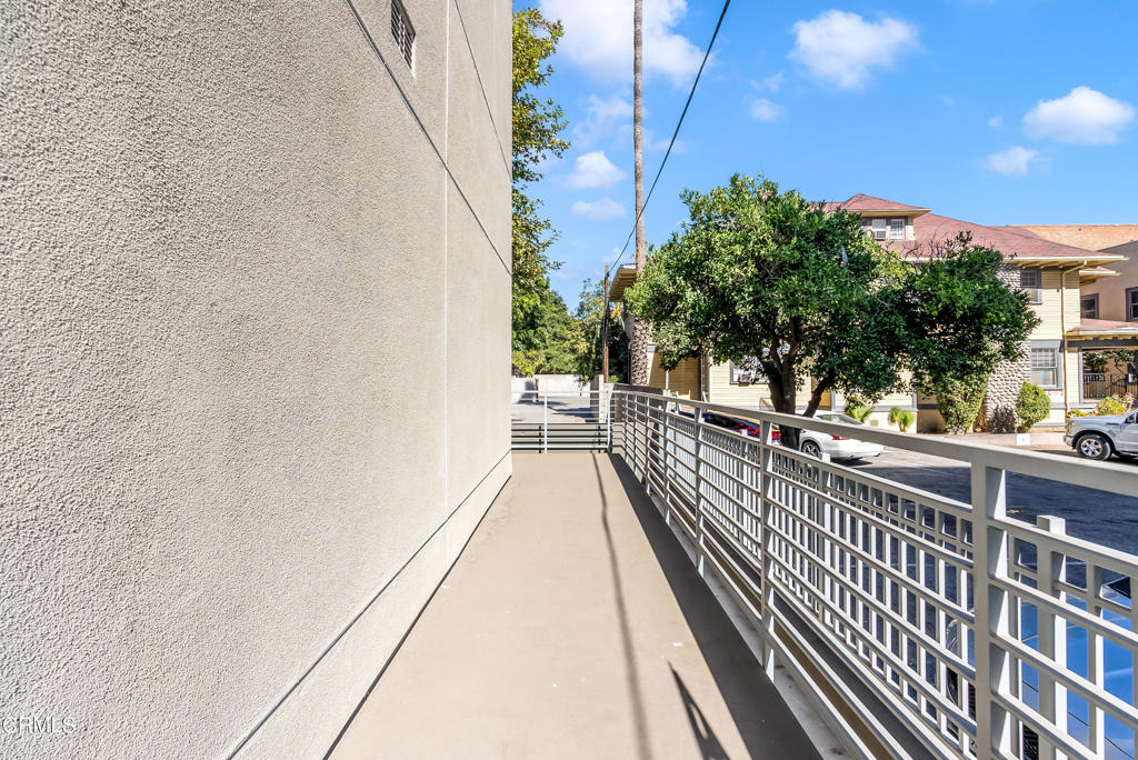 178 S Euclid Avenue 103