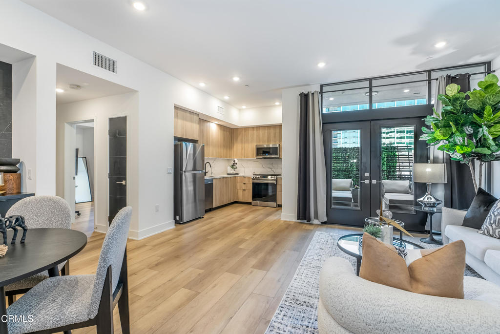 178 S Euclid Avenue 103