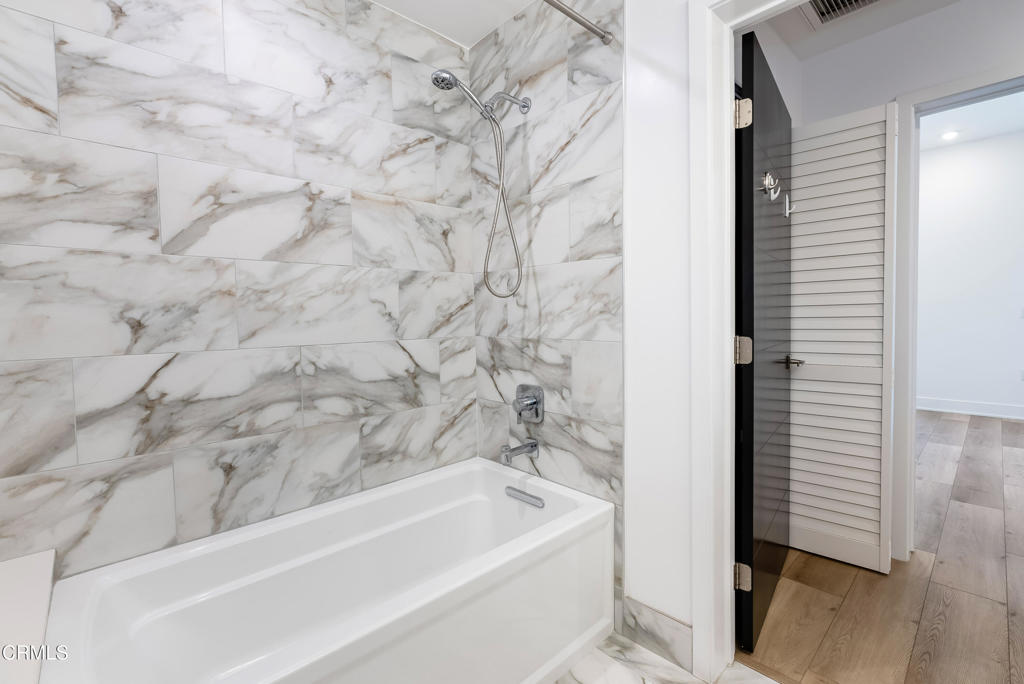 178 S Euclid Avenue 103