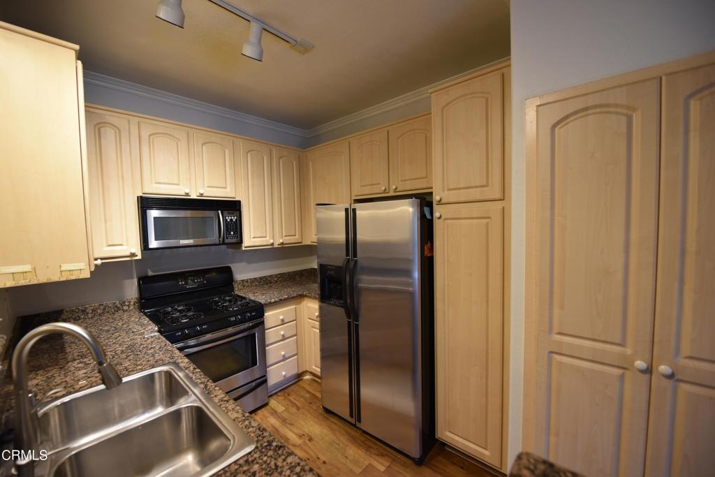 300 N El Molino Avenue 323