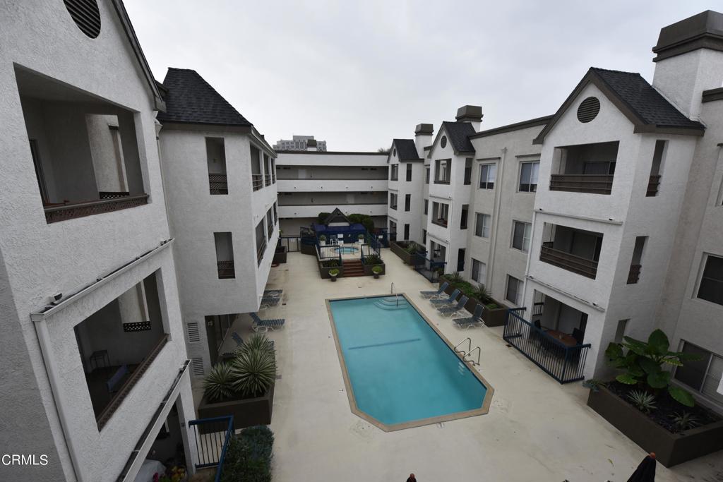 300 N El Molino Avenue 323