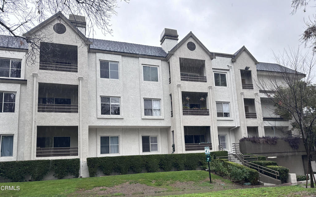 300 N El Molino Avenue 323