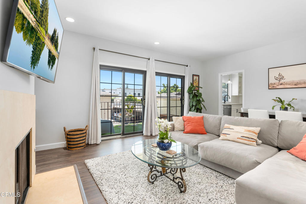 227 S Madison Avenue 206