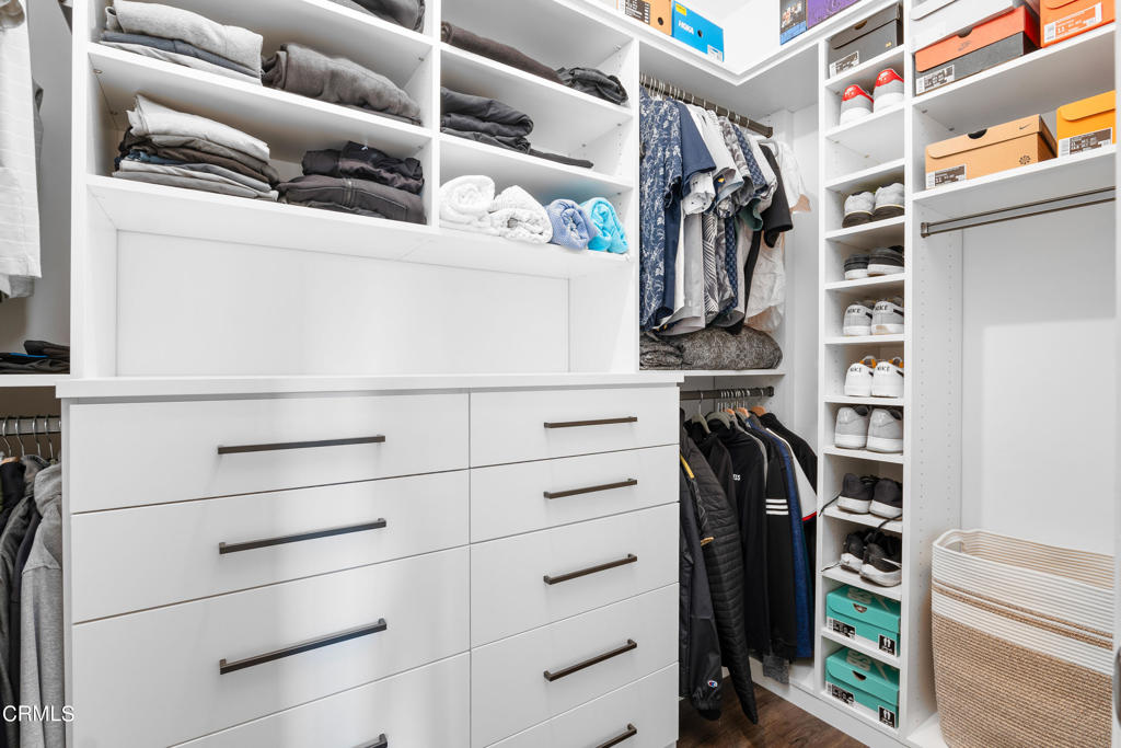 227 S Madison Avenue 206