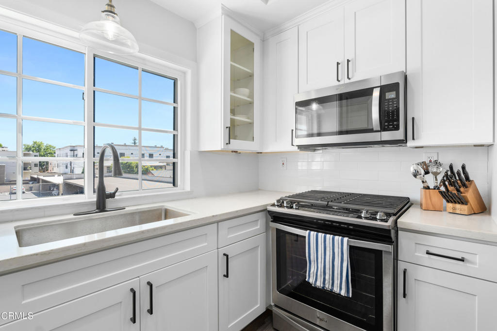 227 S Madison Avenue 206