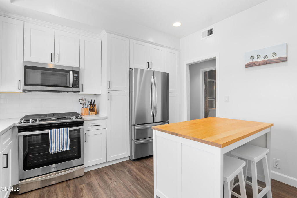 227 S Madison Avenue 206