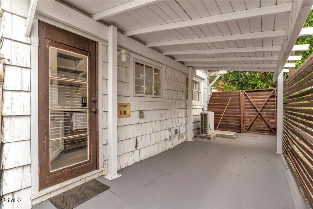 100 Palmetto Drive 1