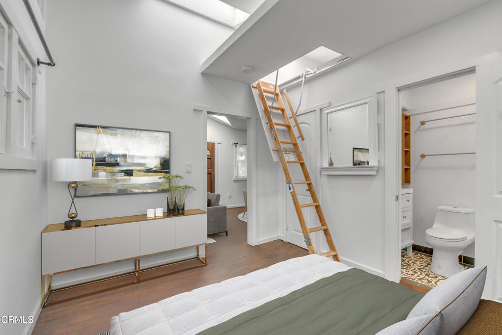 100 Palmetto Drive 1