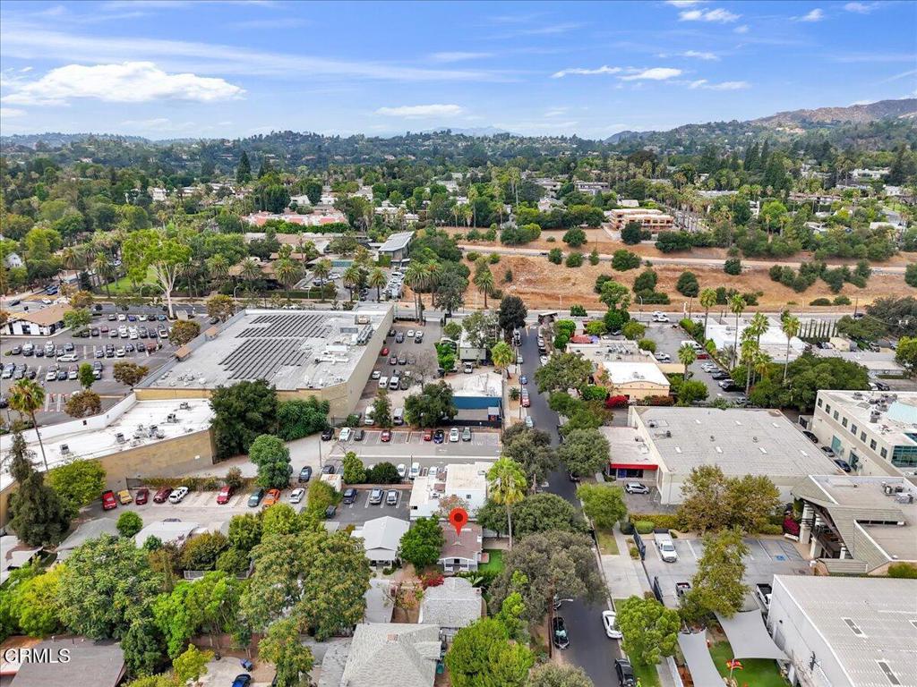 100 Palmetto Drive 1