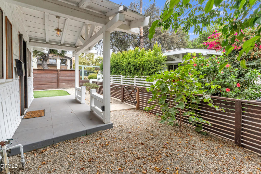 100 Palmetto Drive 1