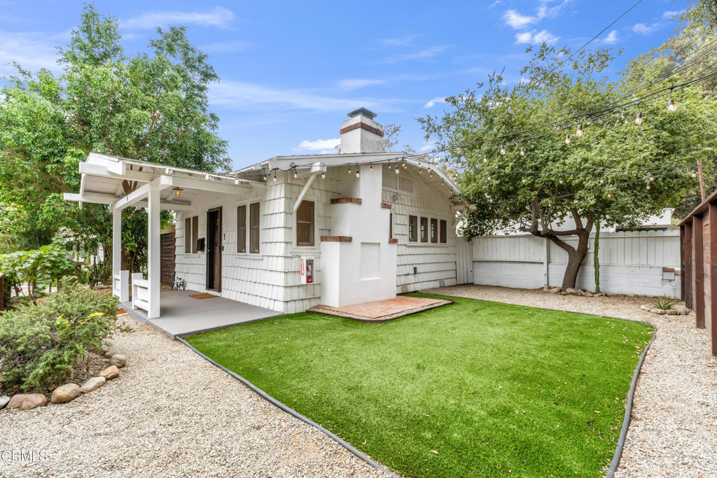 100 Palmetto Drive 1