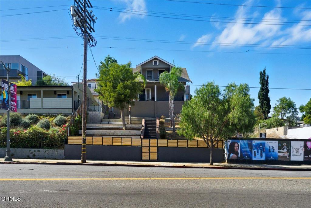 1488 W Sunset Boulevard 1/4