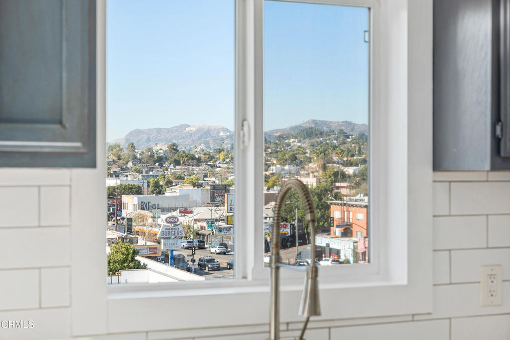 1488 W Sunset Boulevard 1486