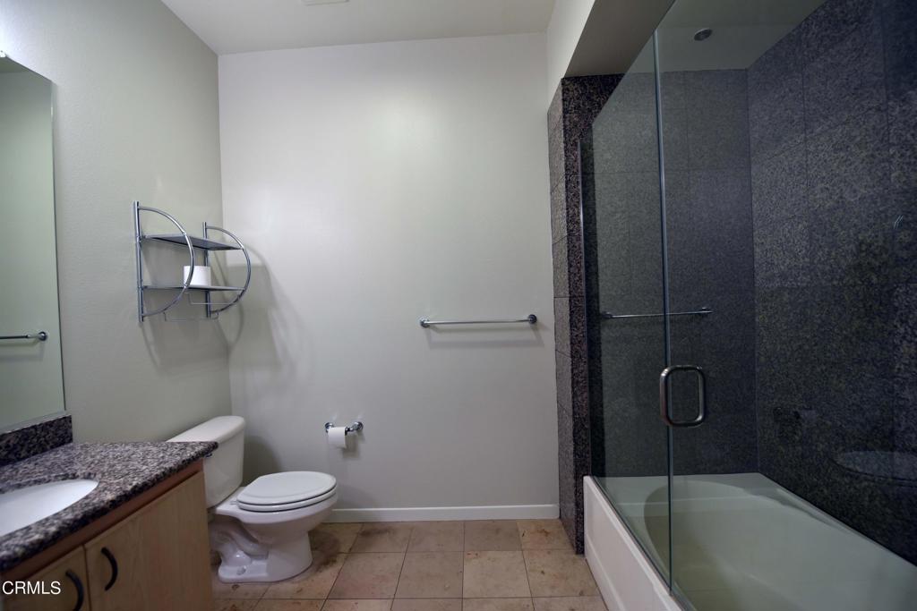 175 S Lake Avenue 406