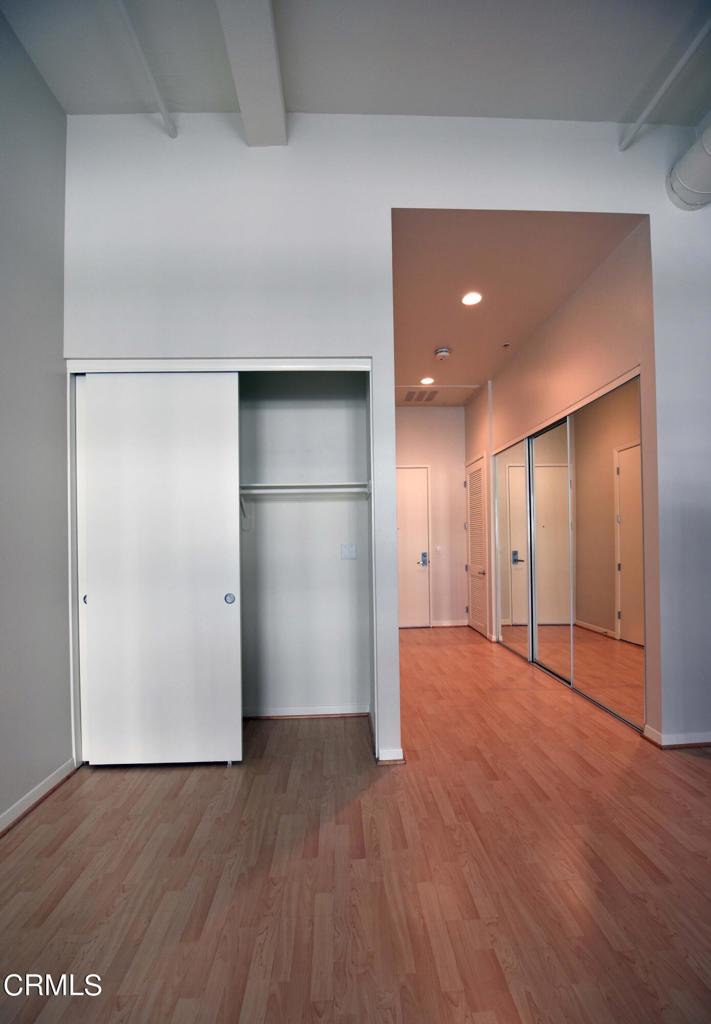 175 S Lake Avenue 406