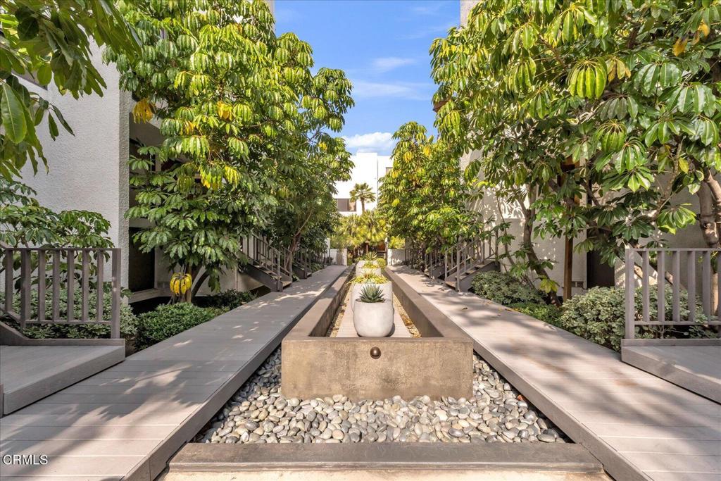 500 E Del Mar Boulevard 12